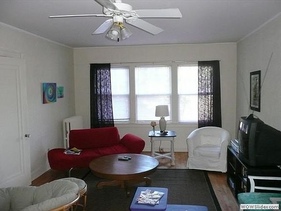 4th image of 2062 Marshall Ave APT 5