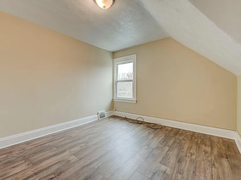 13091 Cedar Rd — Photo 19