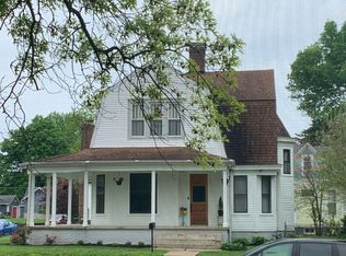 1002 N Walnut St, Brazil, IN 47834