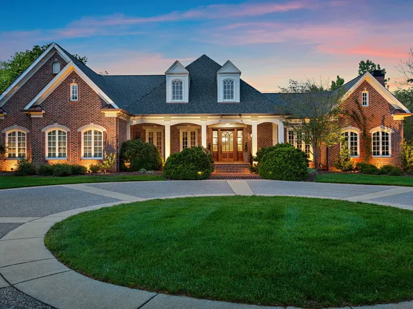 2310 Hemingway Dr, Nashville, TN 37215