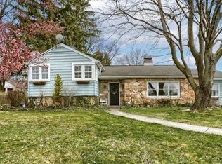 211 Forge Rd, Boiling Springs, PA 17007