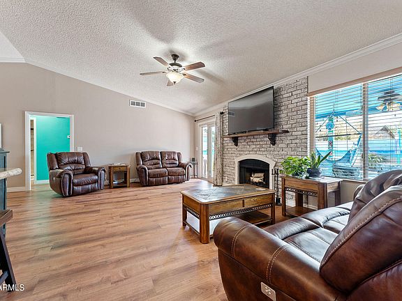 5th image of 1303 E MORROW Drive