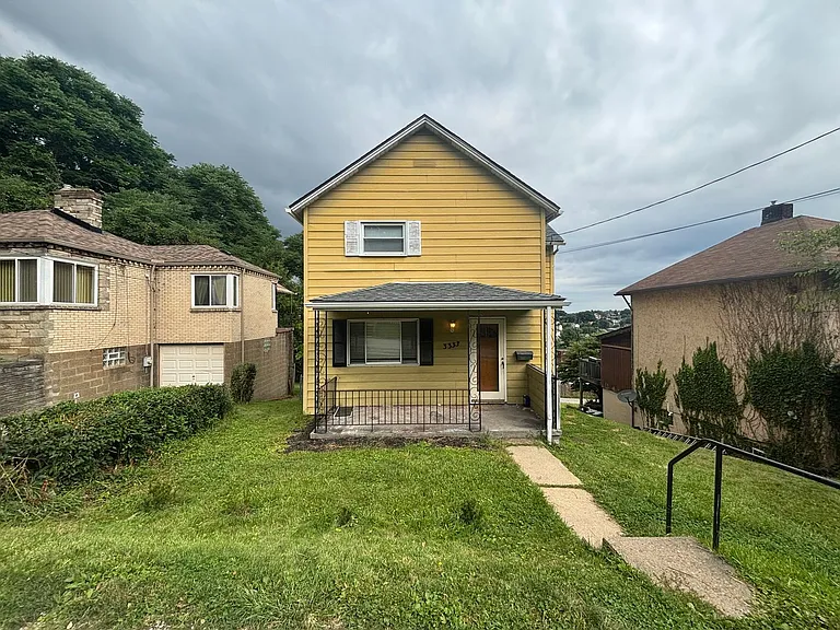 3333 Lincoln Ave — Photo 2