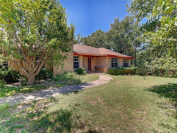 3rd image of 192 Wailupe Cir