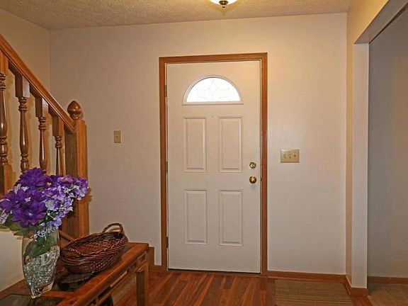 2nd image of 968 Sorohan St