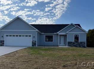 3200 Pender Ct, Adrian, MI 49221