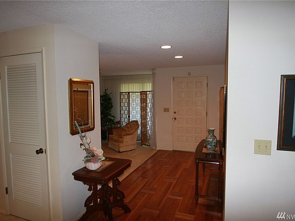 4th image of 6811 Opal Ln SW