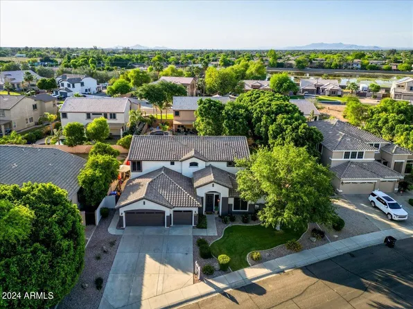 928 E CARLA VISTA Drive, Gilbert, AZ 85295