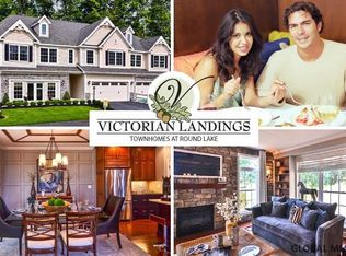 16 Hillman, Sand Lake, NY 12153