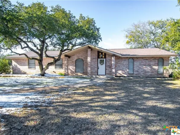 1812 Southshore Spur, Salado, TX 76571