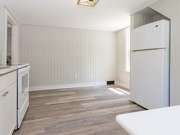 2nd image of 50 Main St #2