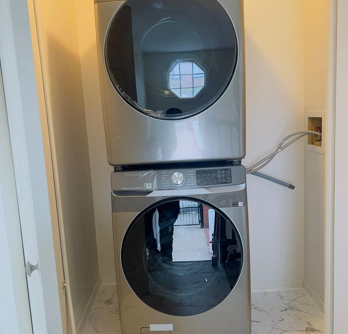 3 bed, $3,532 — Photo 1