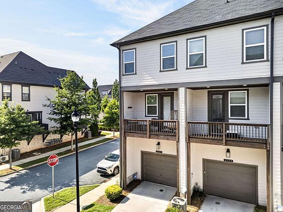 2nd image of 2527 Figaro Dr #214