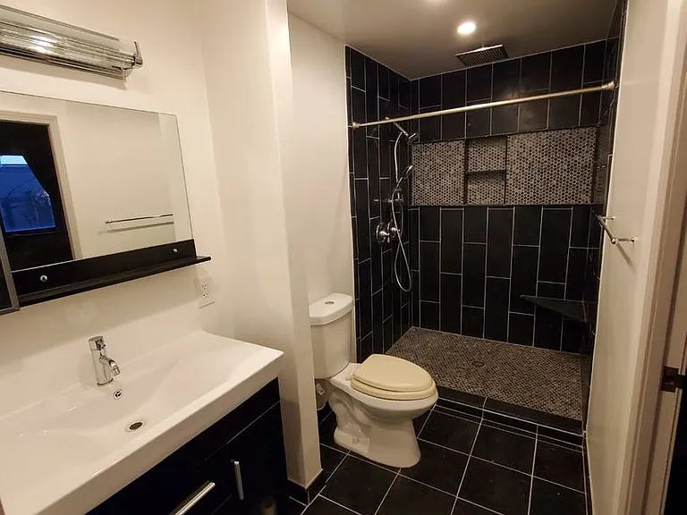 4430 W Lake Harriet Pkwy #402 — Photo 7