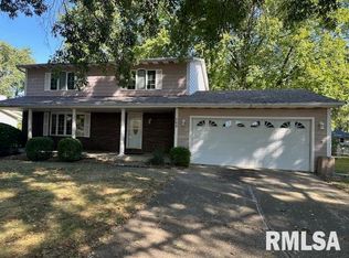 149 Tamarisk Dr, Springfield, IL 62704