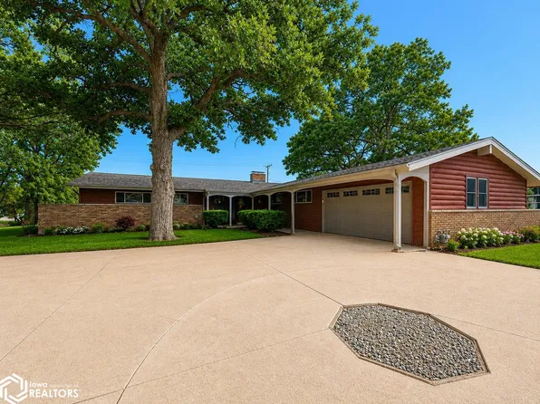 1 Shellrock Dr, Northwood, IA 50459
