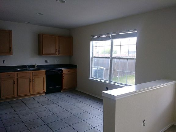 3rd image of 11310 Acuff Sta