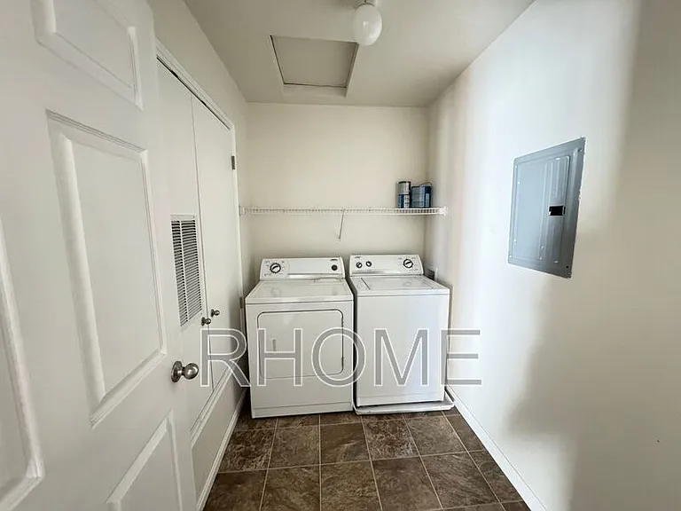 79 W Ridge Rd — Photo 3