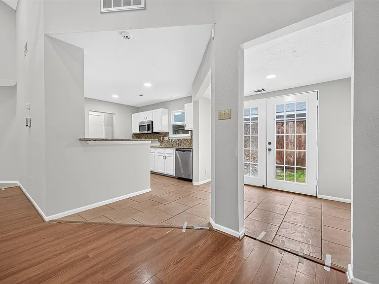10419 Appleridge Dr — Photo 18
