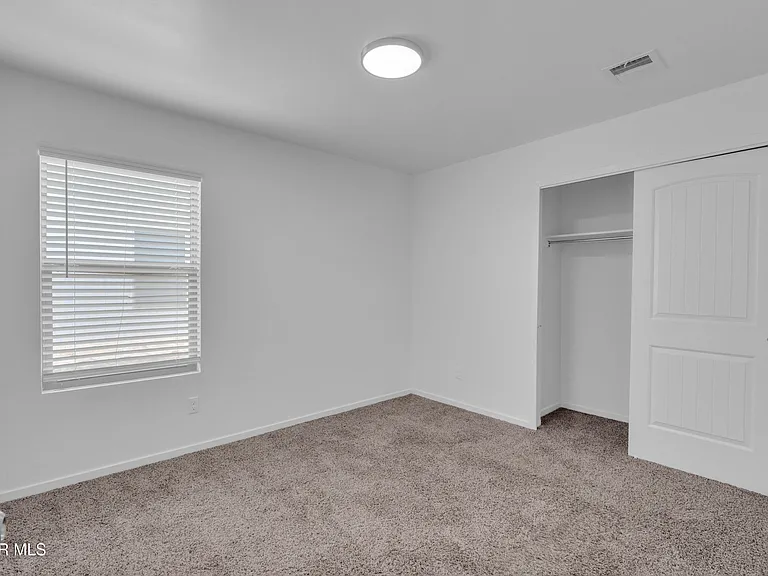 13095 Emerald Hills Ave — Photo 18