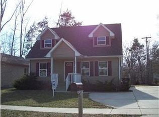 1609 Lee St, Midland, MI 48642
