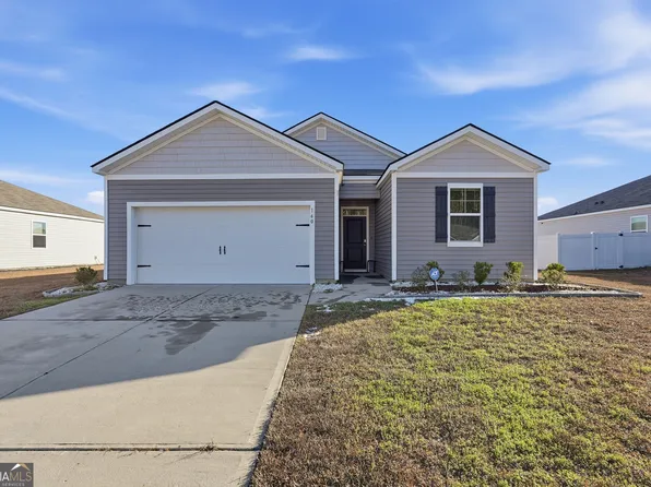 160 Troupe Dr, Savannah, GA 31407