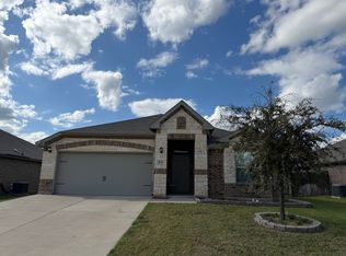 2532 Silver Fox Trl, Weatherford, TX 76087