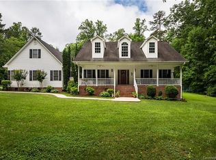 2003 Moon Beam Ln, Stanley, NC 28164