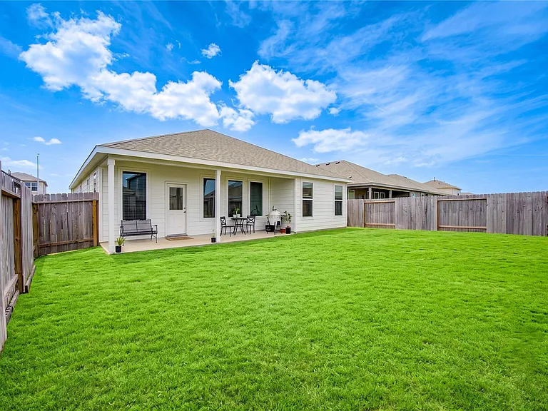 21614 Springhill Grove Ln — Photo 43