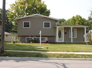 316 E Conde St, West Chicago, IL 60185