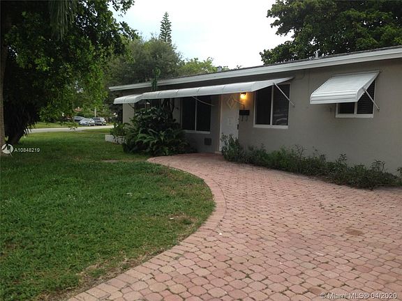 2nd image of 1325 SE 1st Ter #0