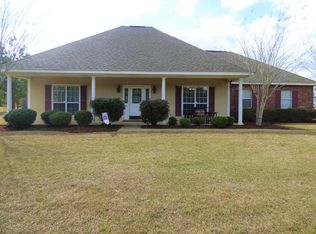 1100 Quail Ridge Dr, McComb, MS 39648