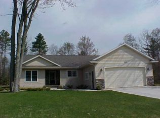 19051 Joslin Cir, Big Rapids, MI