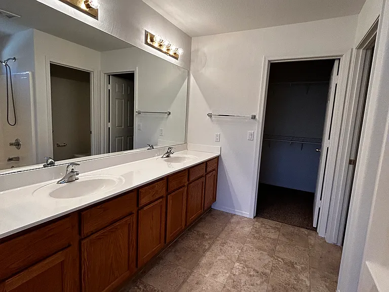 14704 W Carlin Dr — Photo 12