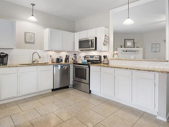 5th image of 2332 Cuesta Ln