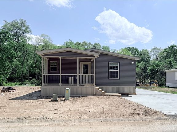 3rd image of 238 Sunny Hill Dr