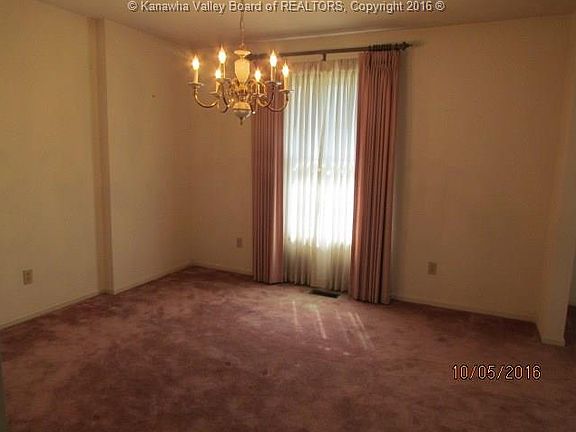 5th image of 1143 Mulberry Cir