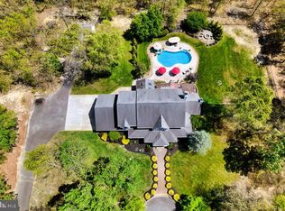 2431 6th Ave, Hammonton, NJ 08037