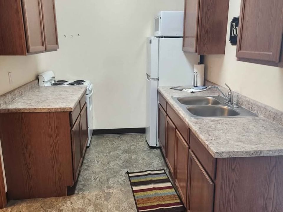 1st image of 1514 Hill Ave