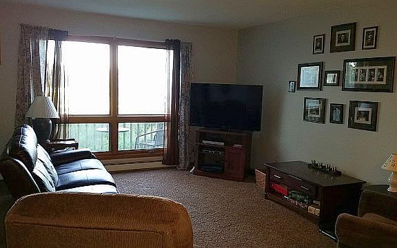 4th image of 213 Lakeview Dr