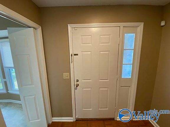 4th image of 6718 Steeplechase Dr NW