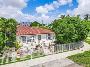 450 NW 40th Ct, Miami, FL 33126