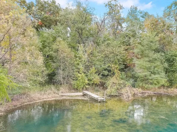 L75 Pond View Court #75, Janesville, WI 53548