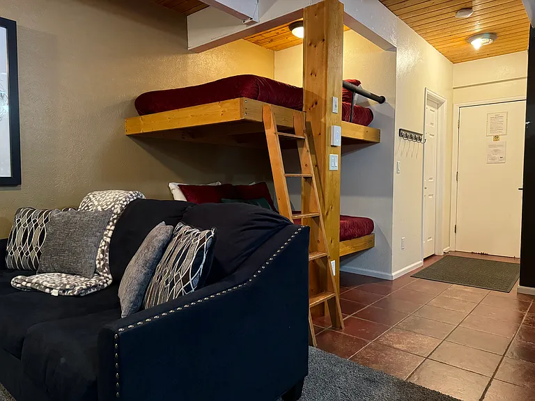 800 Columbine Rd #C-2 — Photo 16
