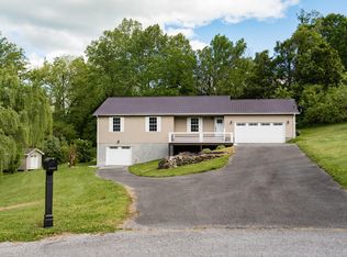 188 S Burress Ln, Jacksboro, TN 37757