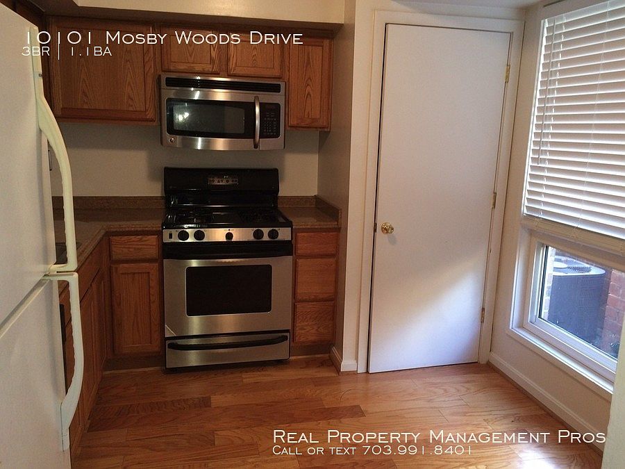 1st image of 10101 Fair Woods Dr