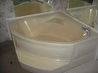 93 Hidden Lake Dr, Leonard, MI 48367