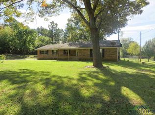 2420 N Cerliano Rd, Longview, TX 75605