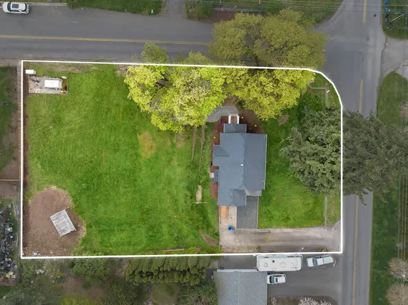 5915 NE 53rd Ave, Vancouver, WA 98661