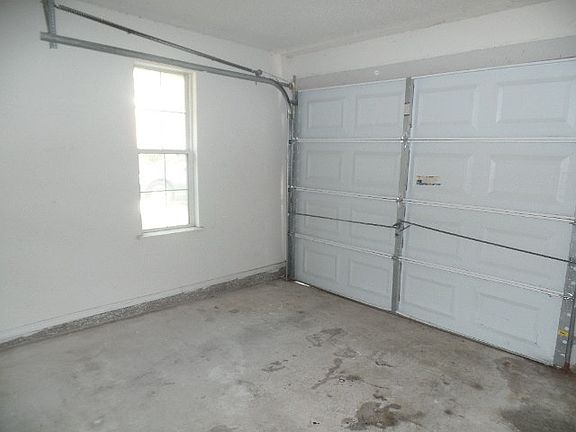 5th image of 8205 Downe Dr